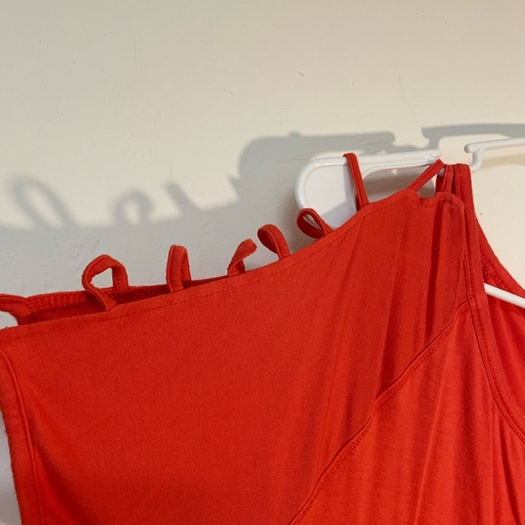 Red/orange top with arm/shoulder cut outs - Picture 3 of 5